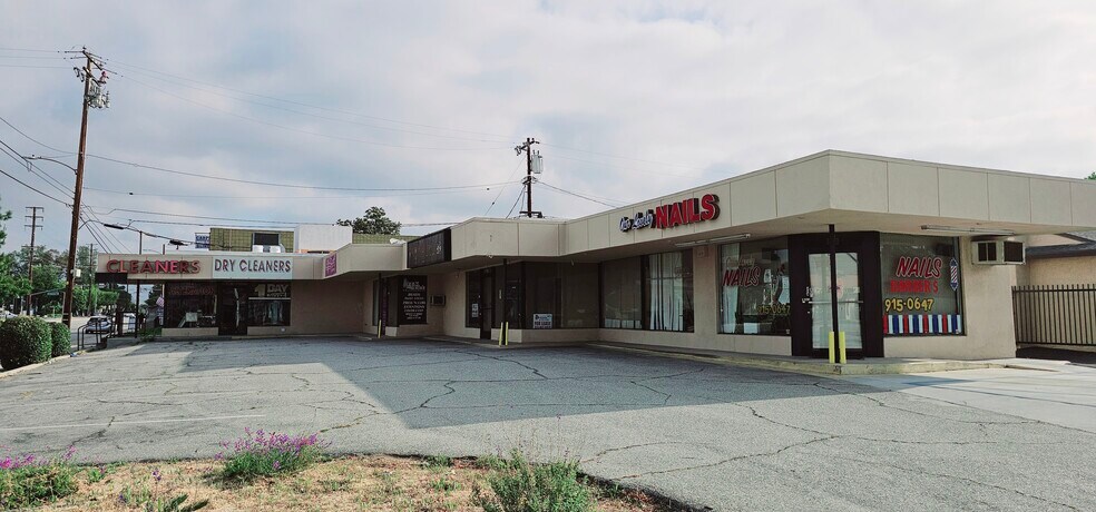 1809 E Danes Dr, West Covina, CA à vendre - Photo de l’immeuble – Image 3 sur 20
