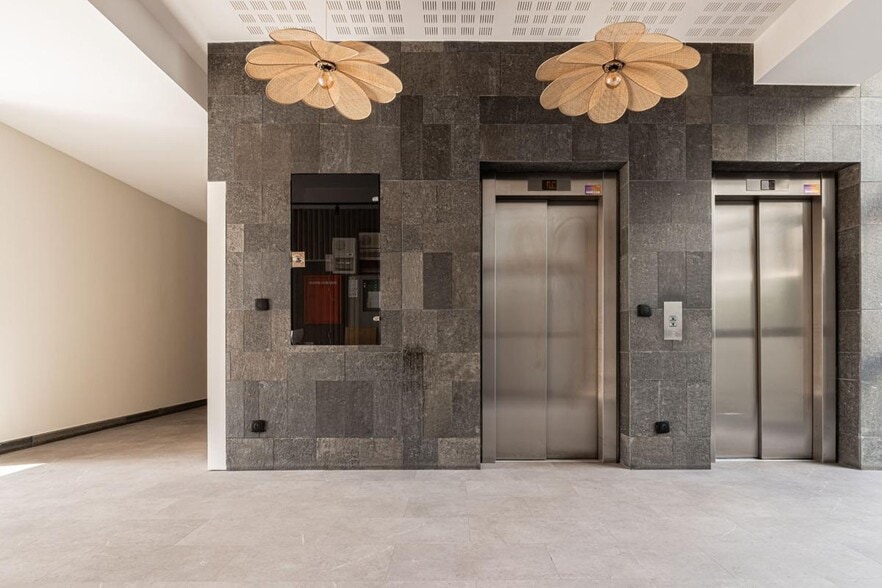 63 Rue André Bollier, Lyon à vendre - Hall d’entrée – Image 3 sur 7