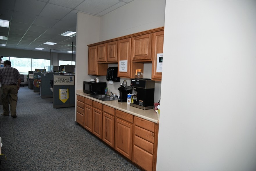 100-120 Dawson Dr, Winchester, VA à vendre - Photo intérieure – Image 2 sur 9