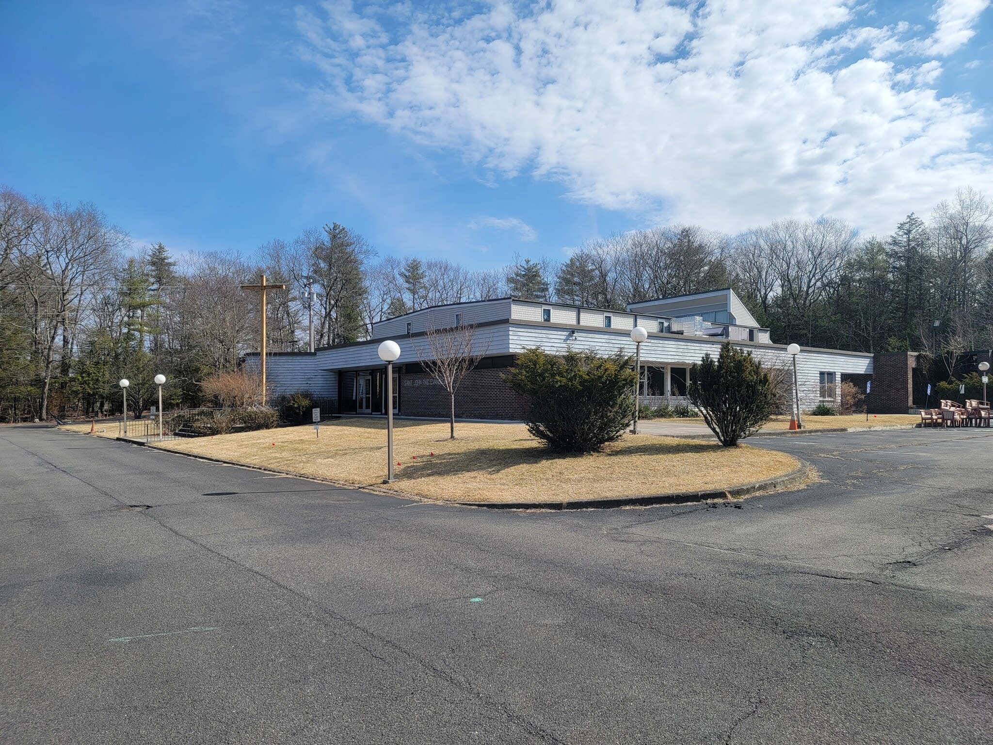915-917 NY-212 Hwy, Saugerties, NY à vendre Photo principale– Image 1 sur 7