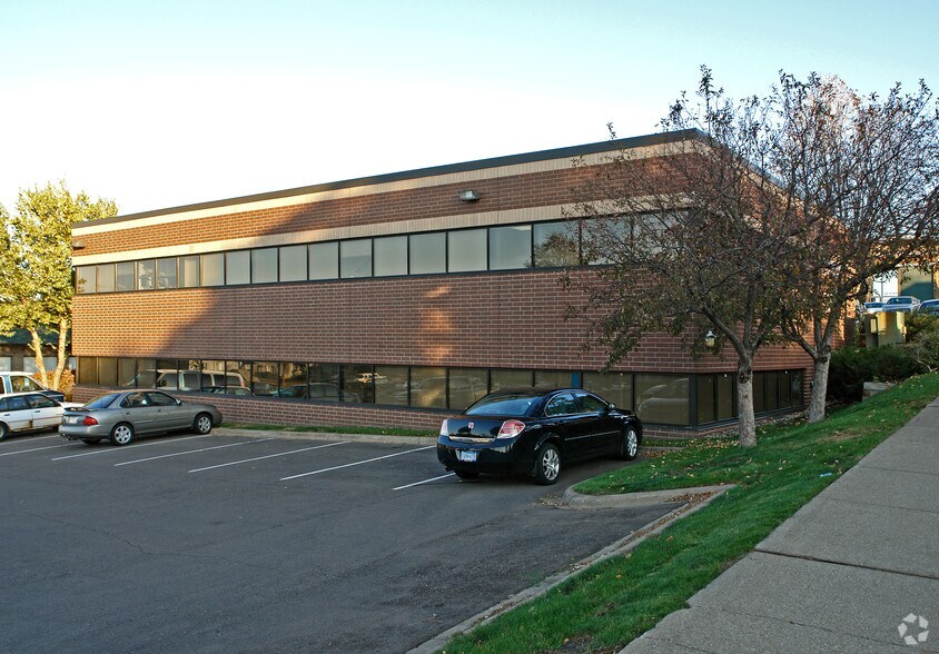 245 Ruth St N, Saint Paul, MN à vendre - Photo principale – Image 1 sur 1