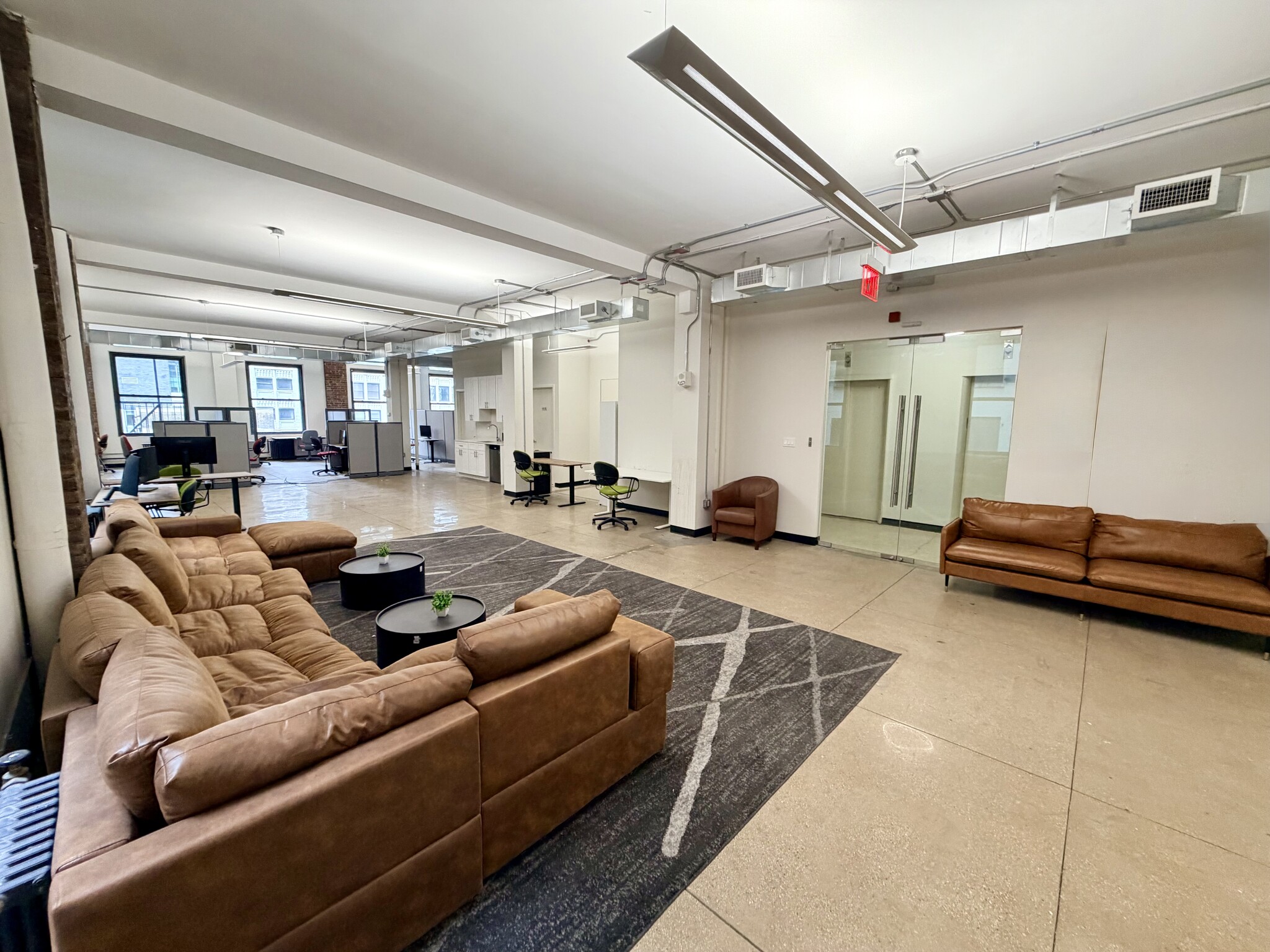 160 Broadway, New York, NY à louer Photo intérieure– Image 1 sur 4