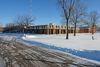 Plus de détails pour 707 County Road E W, Saint Paul, MN - Industriel/Logistique à louer