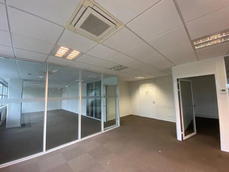 4 Rue De Charenton, Alfortville à louer - Photo de l’immeuble – Image 2 sur 5