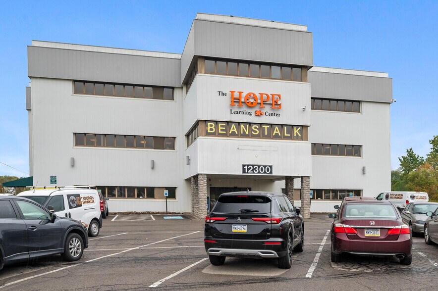 12300 PERRY Hwy, Wexford, PA à louer - Photo de l’immeuble – Image 1 sur 15