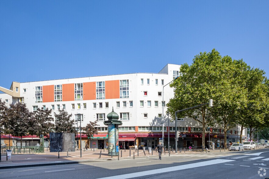 Bureau dans 170 Boulevard Anatole France, SAINT-DENIS à louer - Photo de l’immeuble – Image 2 sur 4