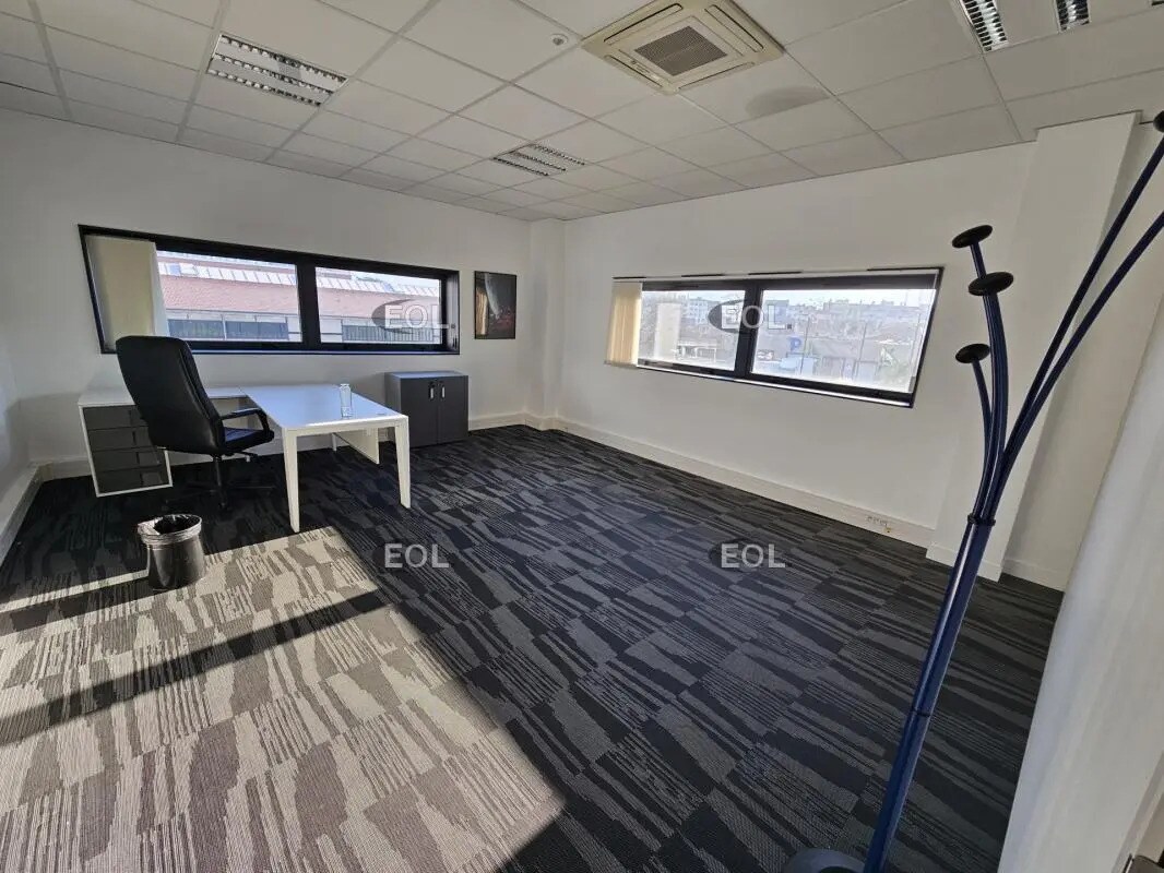 Local d’activités dans Ivry-sur-Seine à louer Photo intérieure– Image 1 sur 13