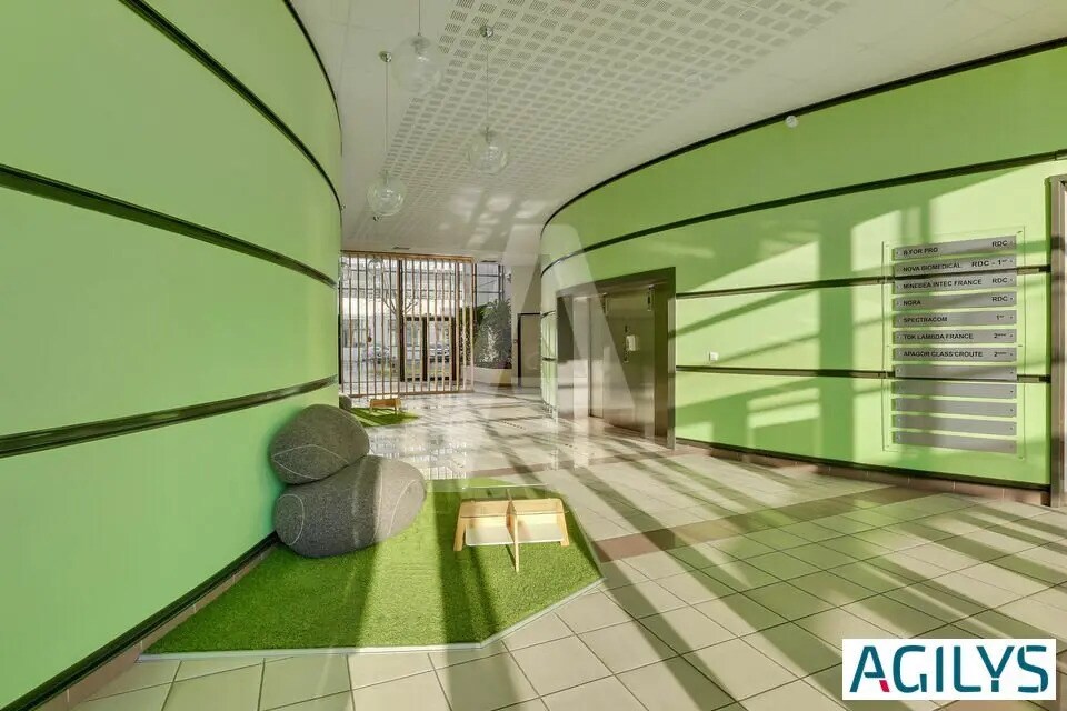 Bureau dans Les Ulis à louer Hall d’entrée– Image 1 sur 6