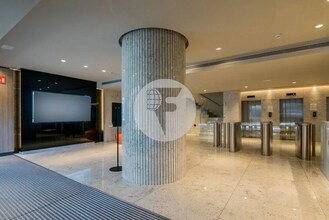 Bureau dans Barcelone, Barcelona à louer Hall d’entrée– Image 2 sur 3