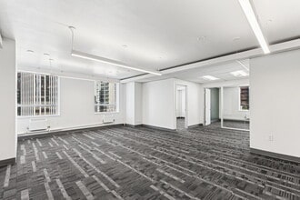 509 Olive Way, Seattle, WA à louer Photo intérieure– Image 2 sur 3