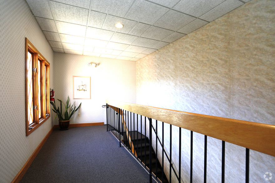 1806 Springfield Ave, New Providence, NJ à louer - Photo intérieure – Image 3 sur 14