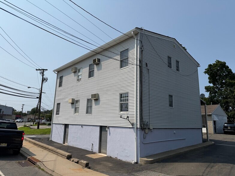 83 Lackawanna Ave, Woodland Park, NJ à vendre - Photo principale – Image 1 sur 4