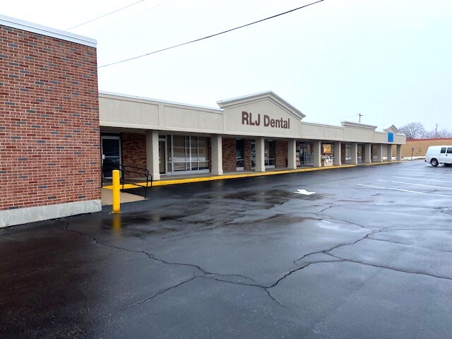 709 S Oneida St, Green Bay, WI à louer - Photo de l’immeuble – Image 3 sur 5