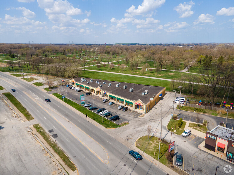 668-704 River Oaks Dr, Calumet City, IL à louer - Photo de l’immeuble – Image 2 sur 3