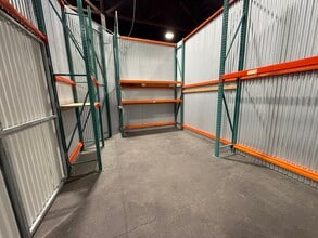 205 E Alma Ave, San Jose, CA à louer Photo intérieure– Image 1 sur 3