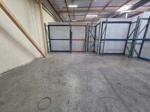 1185 Campbell Ave, San Jose, CA à louer Photo intérieure– Image 2 sur 5