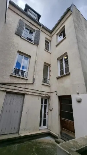 Local commercial dans Vincennes à vendre - Photo de l’immeuble – Image 3 sur 6