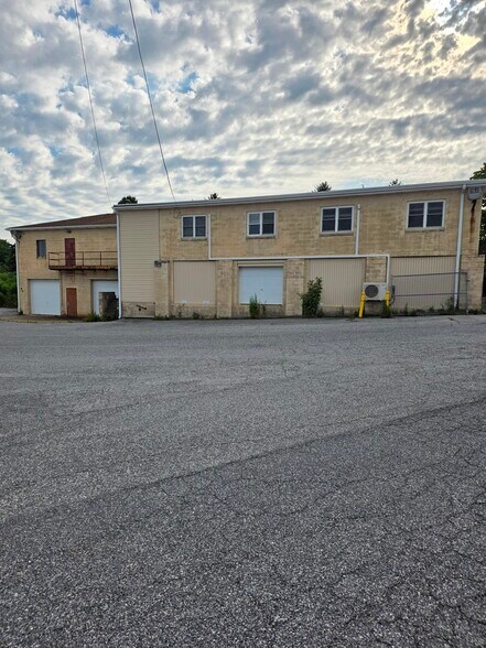 3488 Board Rd, York, PA à vendre - Photo de l’immeuble – Image 3 sur 4
