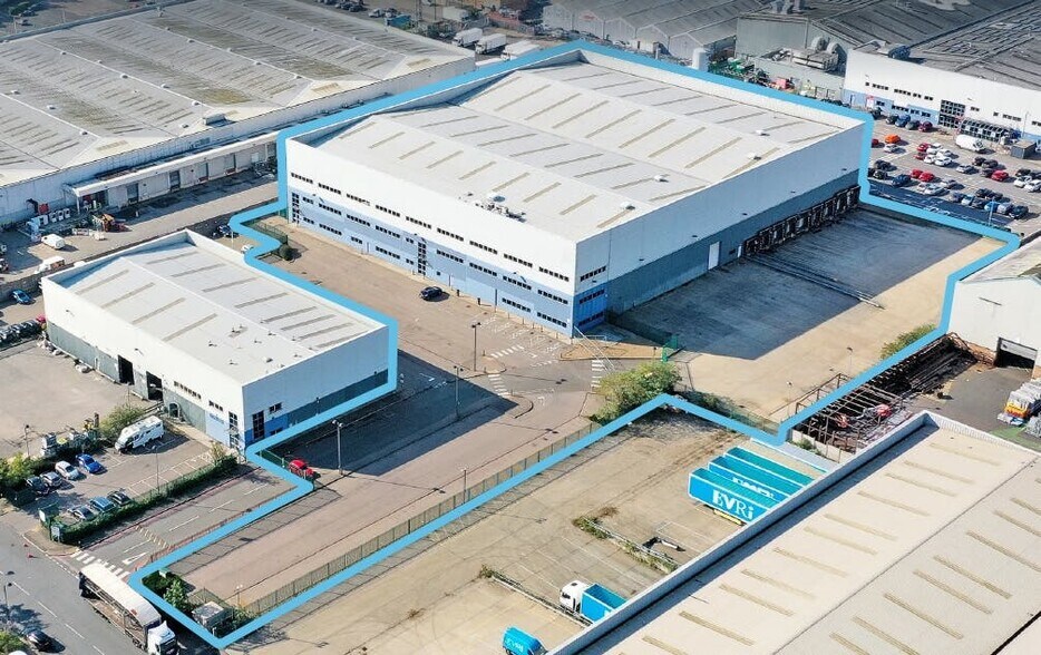 Millmarsh Ln, Enfield à louer - Photo de l’immeuble – Image 2 sur 3