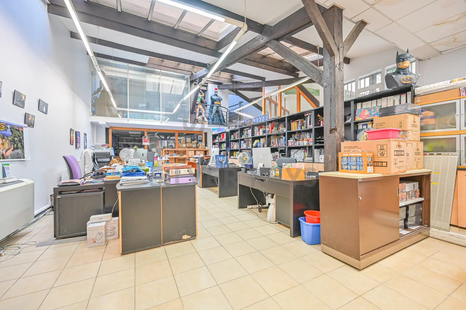 Bureau dans Paris à louer Photo de l’immeuble– Image 1 sur 15