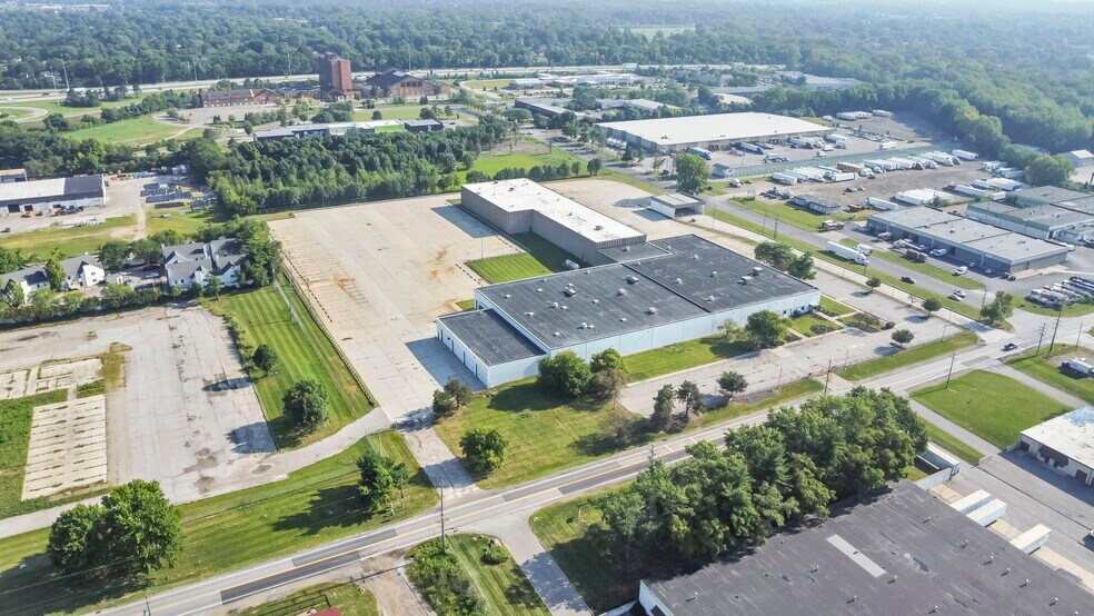 4500 Groves Rd, Columbus, OH à louer - Photo de l’immeuble – Image 2 sur 41
