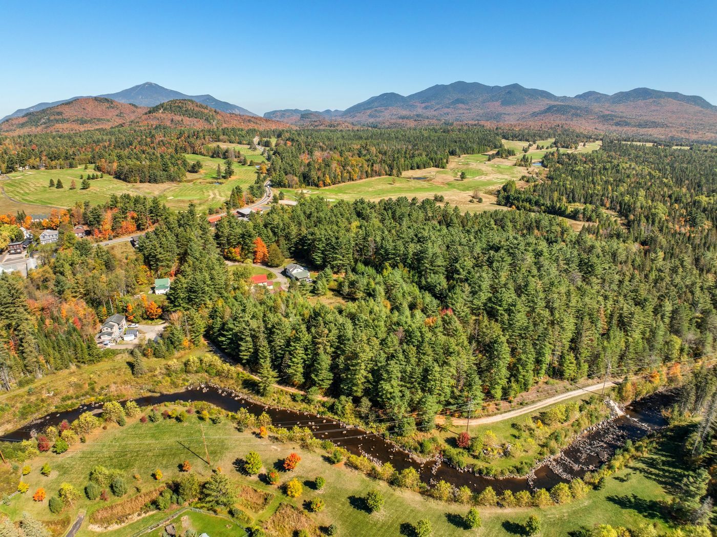50 Alpine Way, Lake Placid, NY à vendre Photo principale– Image 1 sur 36