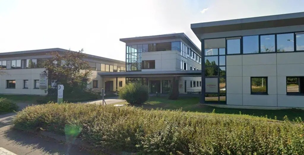 Bureau dans Besançon à louer Photo de l’immeuble– Image 1 sur 6