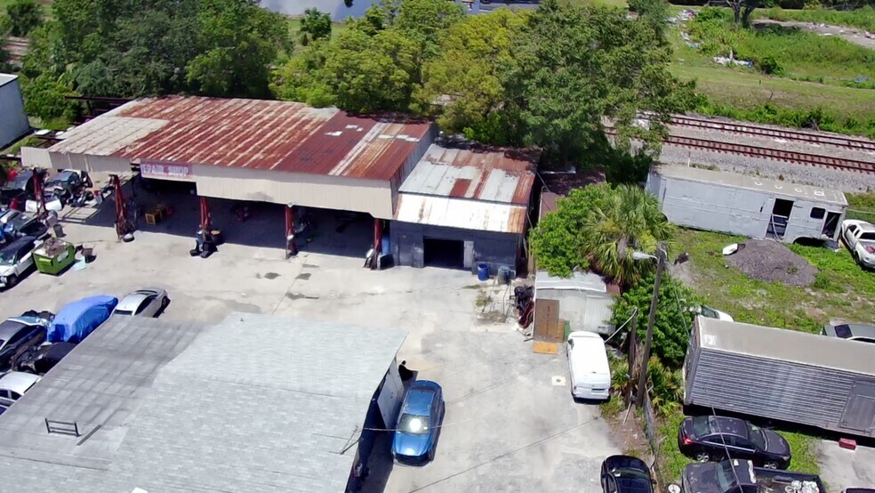 9848 S Orange Ave, Orlando, FL à vendre - Photo de l’immeuble – Image 3 sur 7