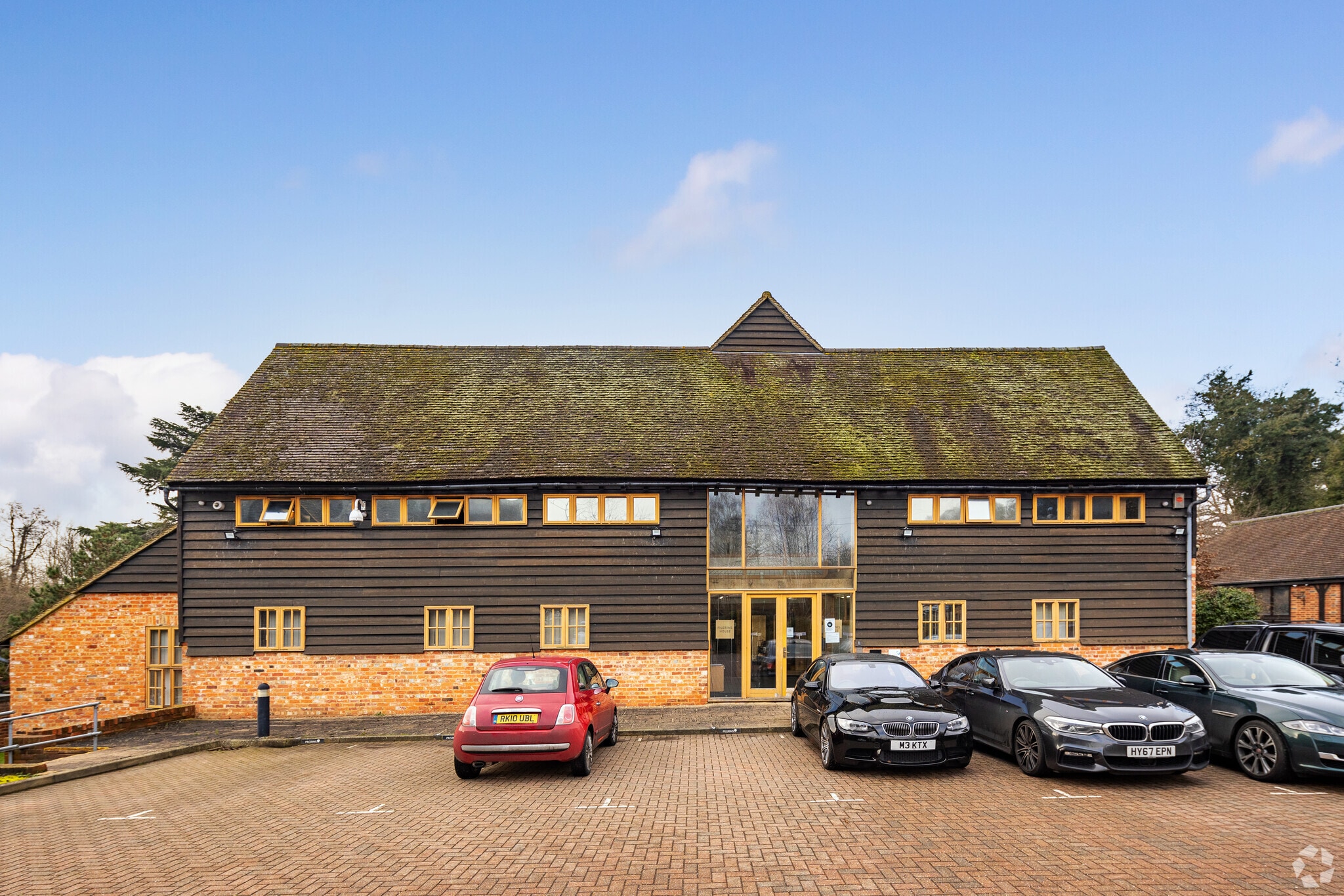 Old Woking Rd, Old Woking à louer Photo principale– Image 1 sur 7