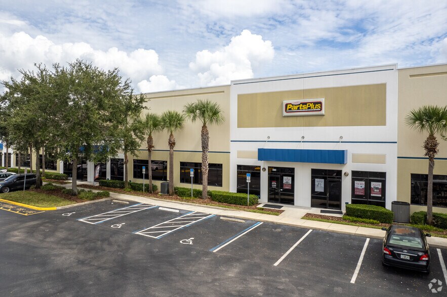 4200 Church St, Sanford, FL à louer - Photo de l’immeuble – Image 2 sur 16