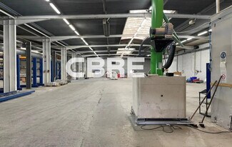 Plus de détails pour Local d'activités à louer