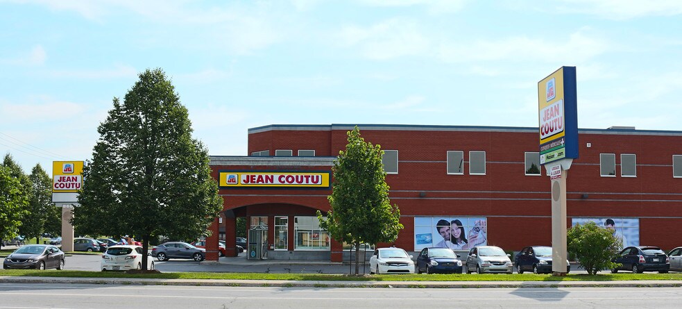860 Boul Saint-René O, Gatineau, QC à louer - Photo principale – Image 1 sur 4