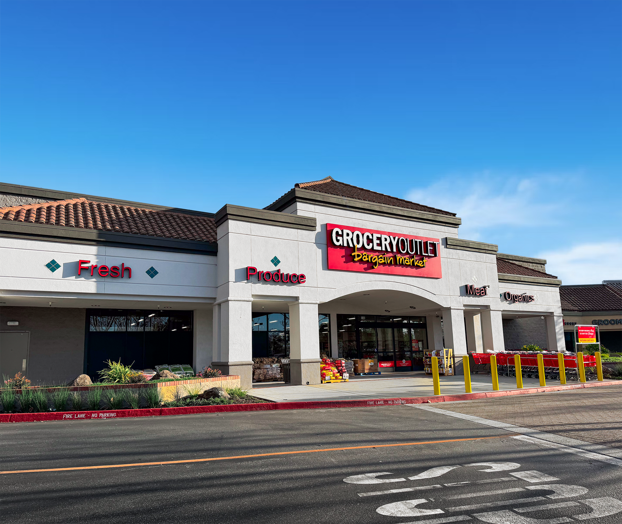 102-164 Cochrane Rd, Morgan Hill, CA à louer Photo principale– Image 1 sur 10