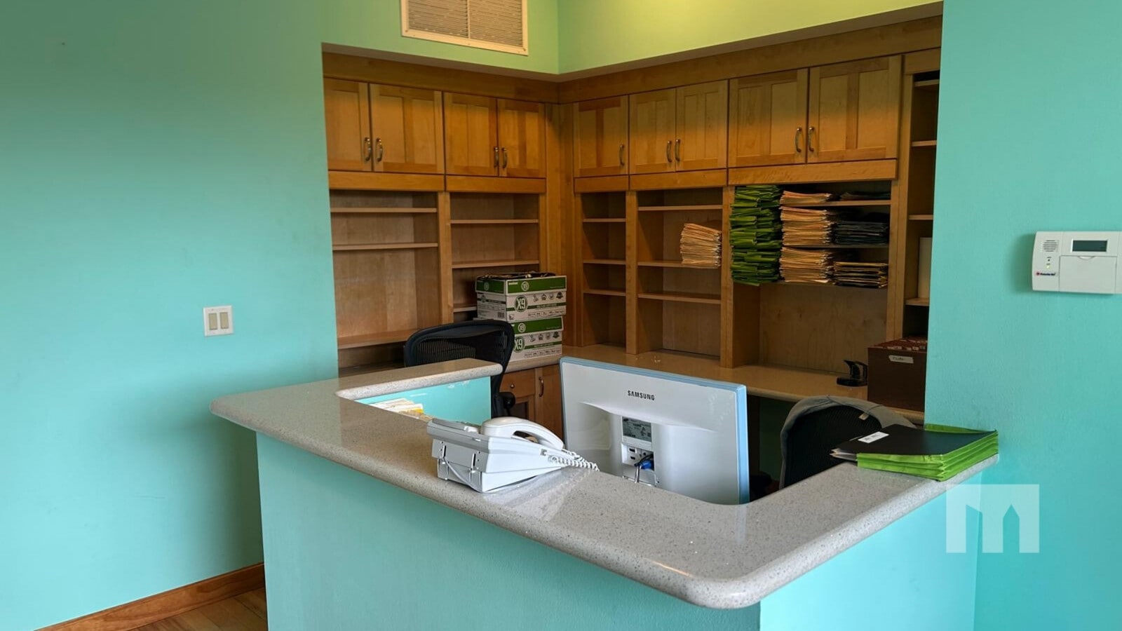 7450 Griffin Rd, Davie, FL 33314 - Lot 270 -  - Photo intérieure - Image 1 of 7