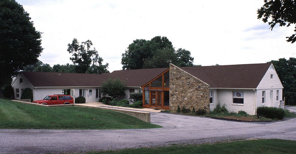 1691 Horse Shoe Pike, Glenmoore, PA à louer - Photo de l’immeuble – Image 2 sur 6
