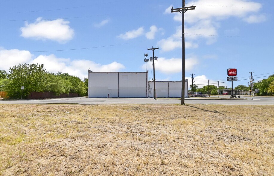 1707 Culebra Road, San Antonio, TX à louer - Photo de l’immeuble – Image 3 sur 8