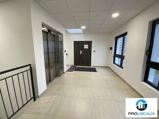 Plus de détails pour Bureau à louer