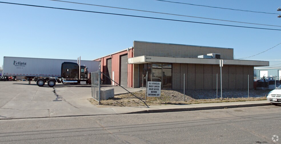5286 Newport St, Commerce City, CO à louer - Photo de l’immeuble – Image 2 sur 6
