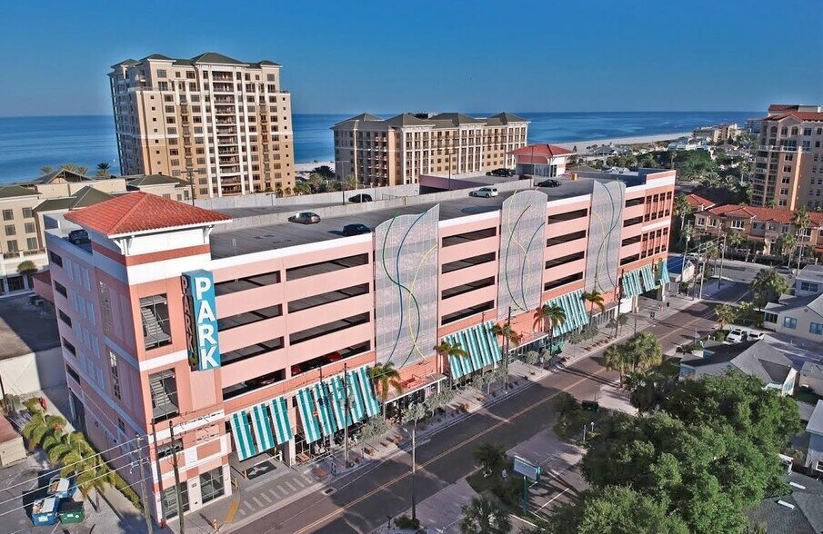 490 Poinsettia Ave, Clearwater, FL à louer - Photo de l’immeuble – Image 1 sur 9