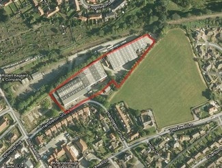 Plus de détails pour Hambleton Grv, Knaresborough - Industriel/Logistique à louer