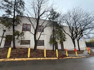 Plus de détails pour 53-57 Van Dyke St, Wallington, NJ - Bureau à louer