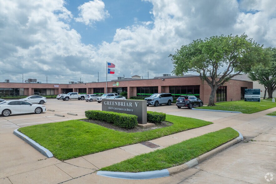 10435 Greenbough Dr, Stafford, TX à louer - Photo de l’immeuble – Image 1 sur 21
