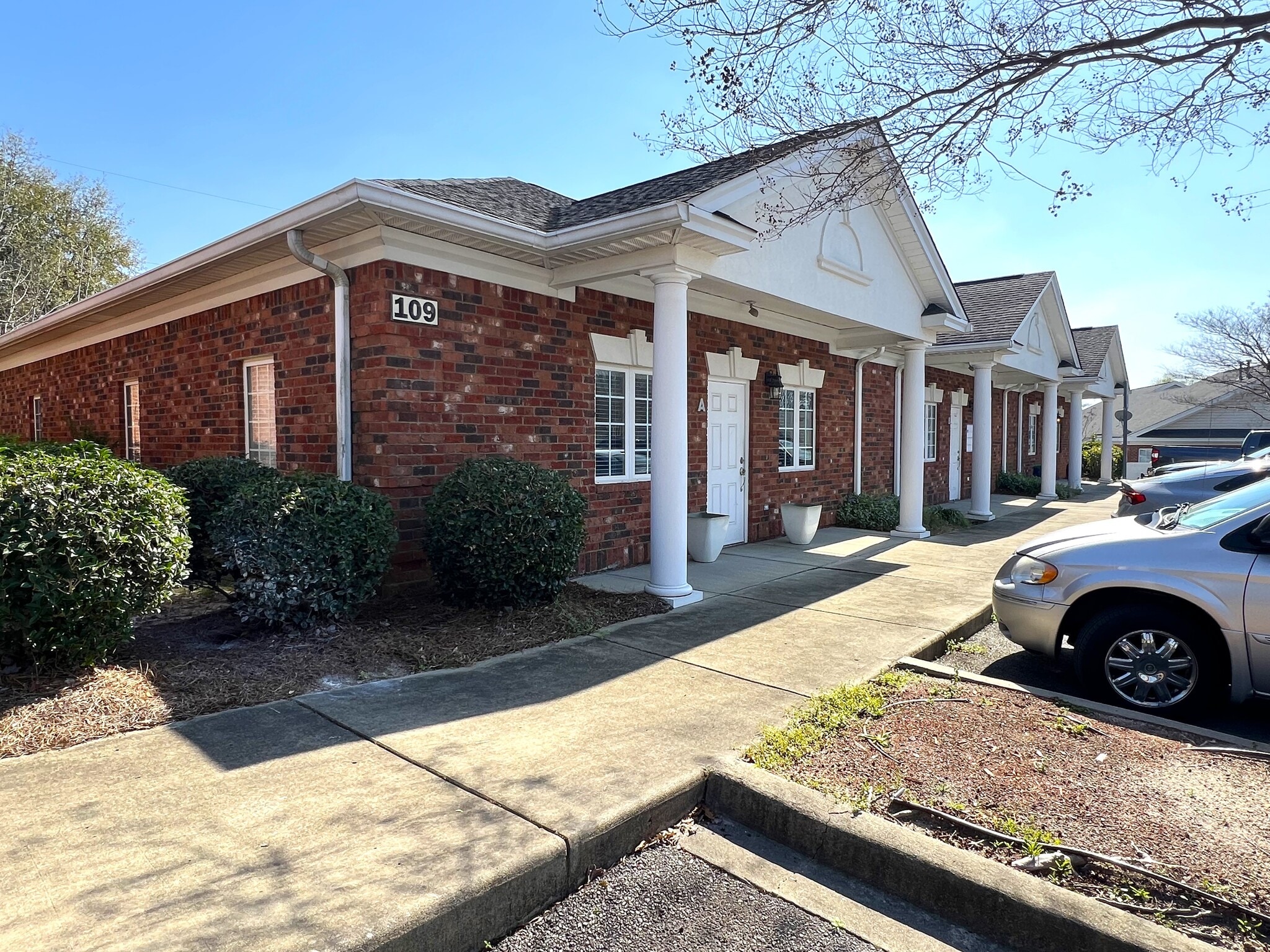 109 Vista Oaks Dr, Lexington, SC à louer Photo de l’immeuble– Image 1 sur 9