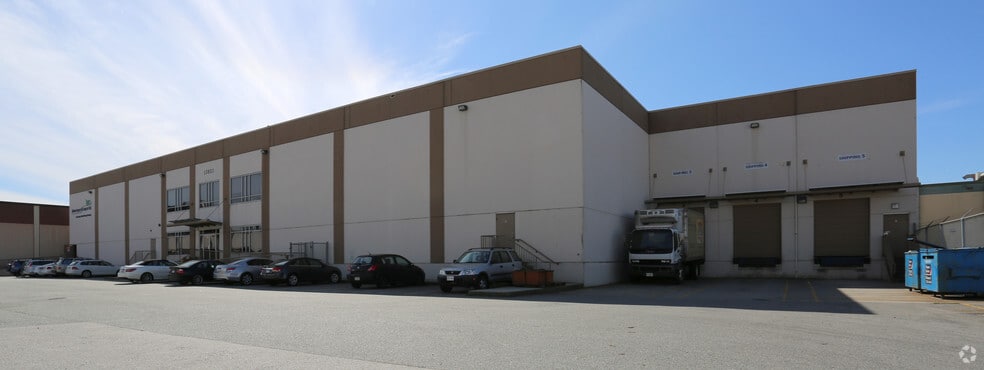13931 Bridgeport Rd, Richmond, BC à louer - Photo principale – Image 1 sur 2