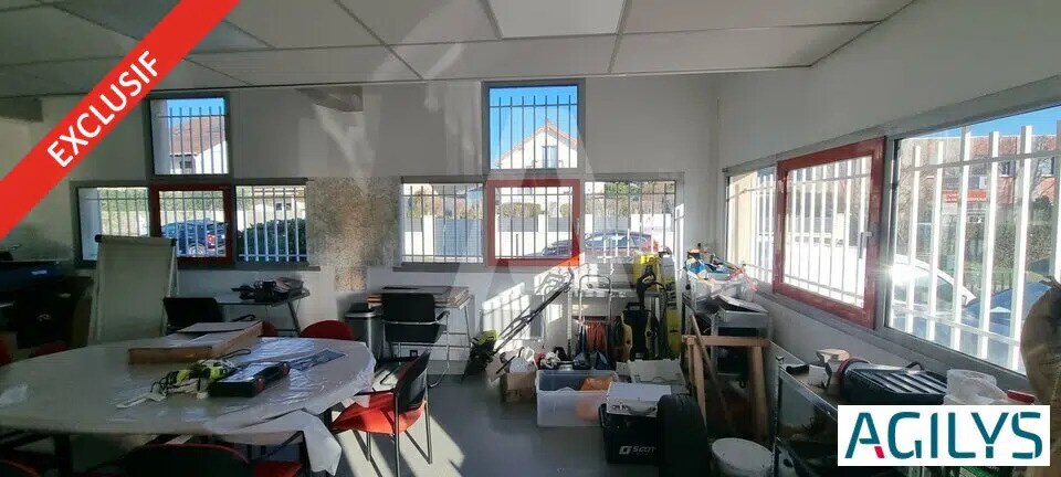 Bureau dans Champlan à louer - Photo de l’immeuble – Image 1 sur 5