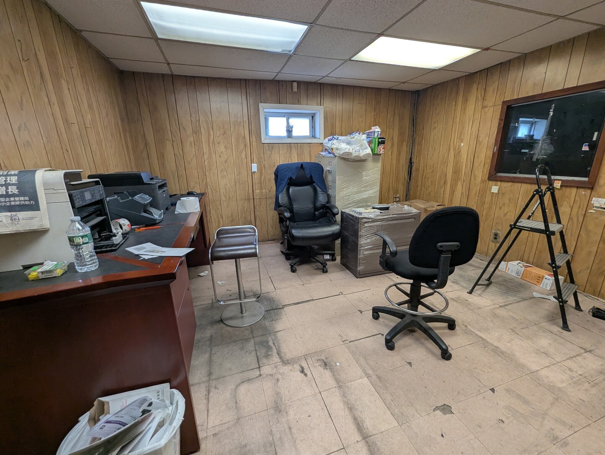 273 Meserole St, Brooklyn, NY à louer Photo intérieure– Image 1 sur 3