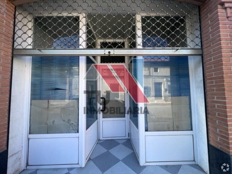 Calle Don Hipólito Ezquerra, 31, Fuensalida, Toledo à vendre - Photo de l’immeuble – Image 3 sur 13