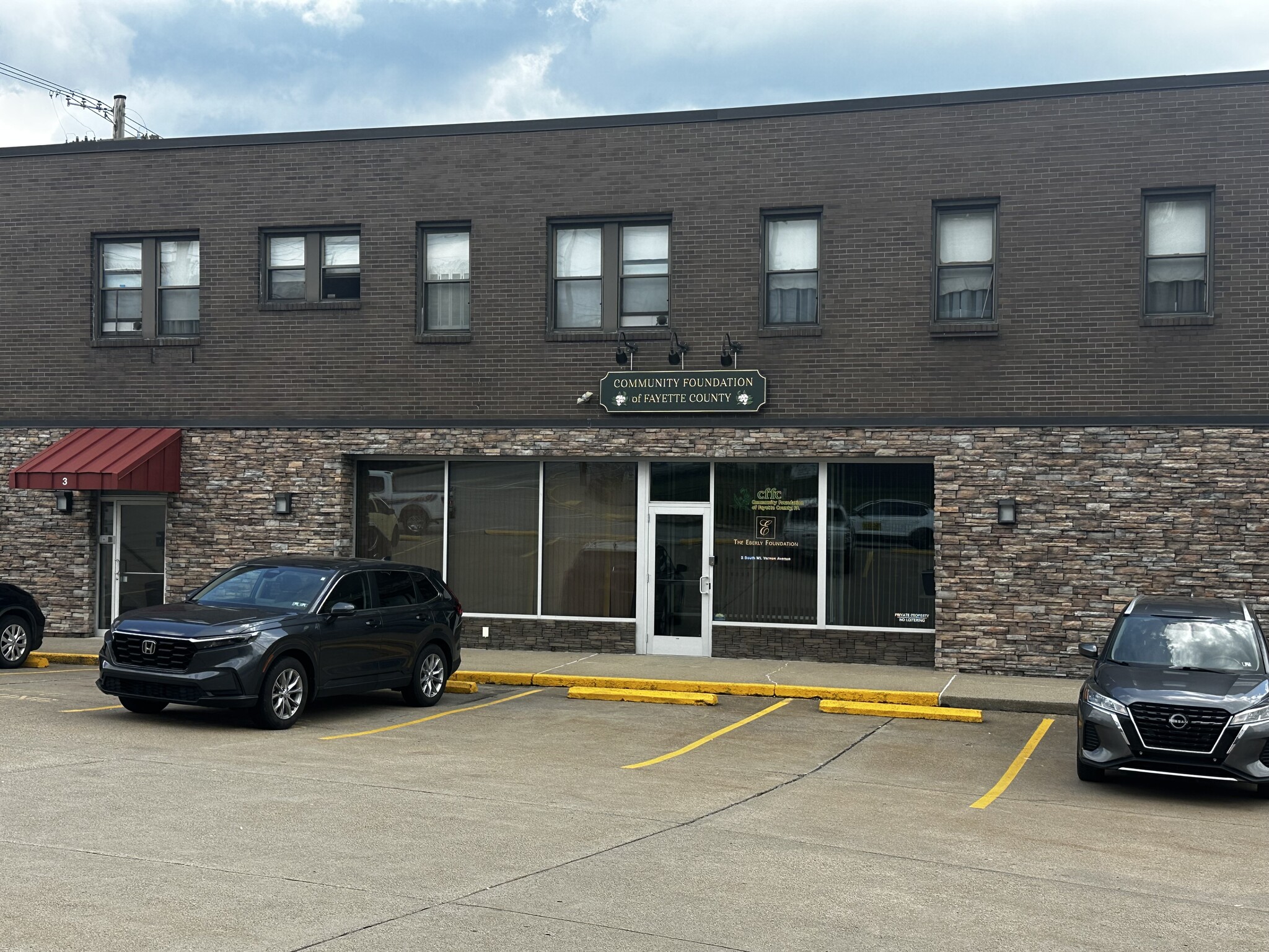 1-7 S Mount Vernon Ave, Uniontown, PA à louer Photo principale– Image 1 sur 5