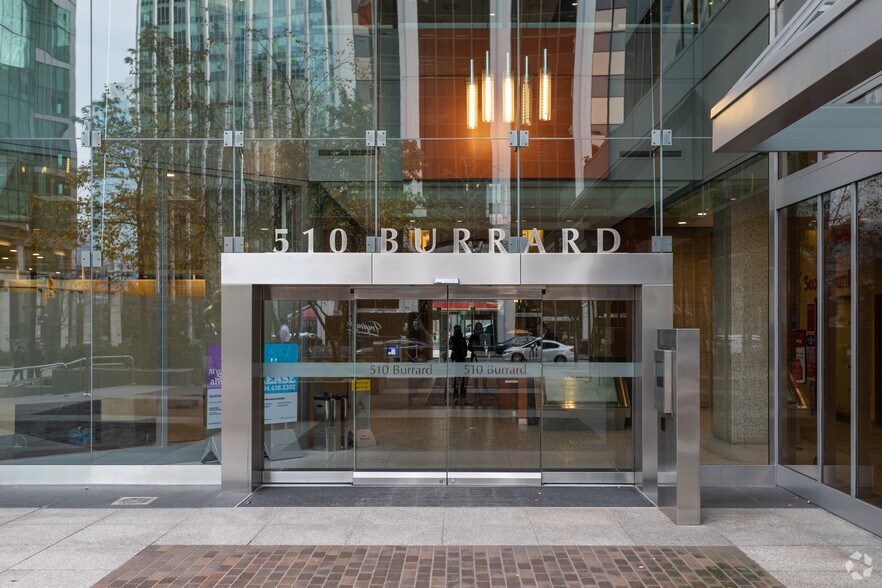 510 Burrard St, Vancouver, BC à louer - Photo de l’immeuble – Image 2 sur 10