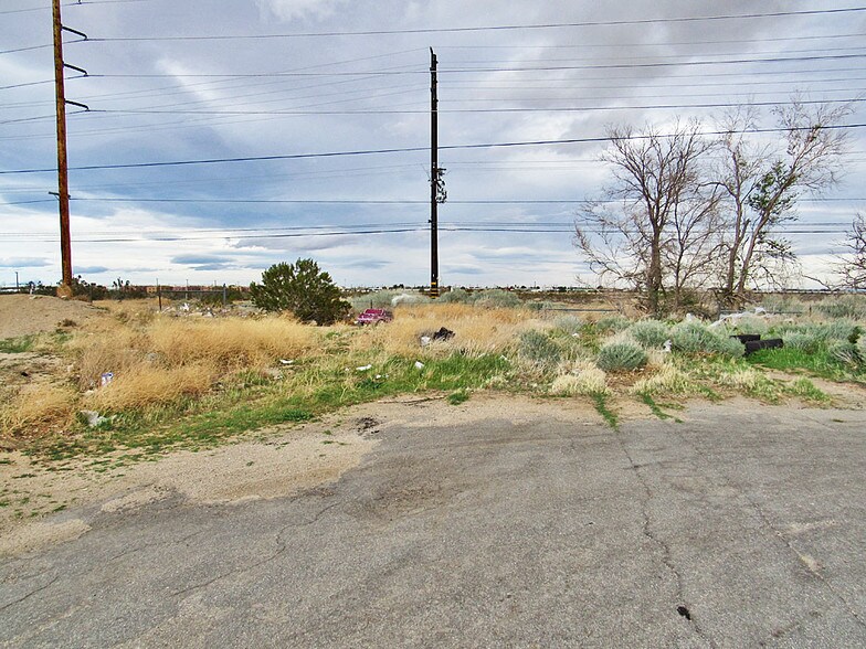 0 Milton Dr, Mojave, CA à vendre - Autre – Image 1 sur 11